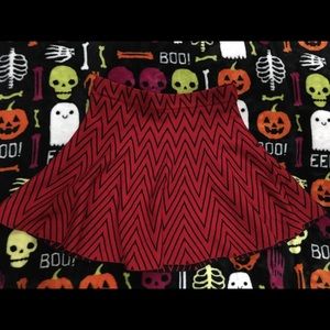 Red and black skirt size xs